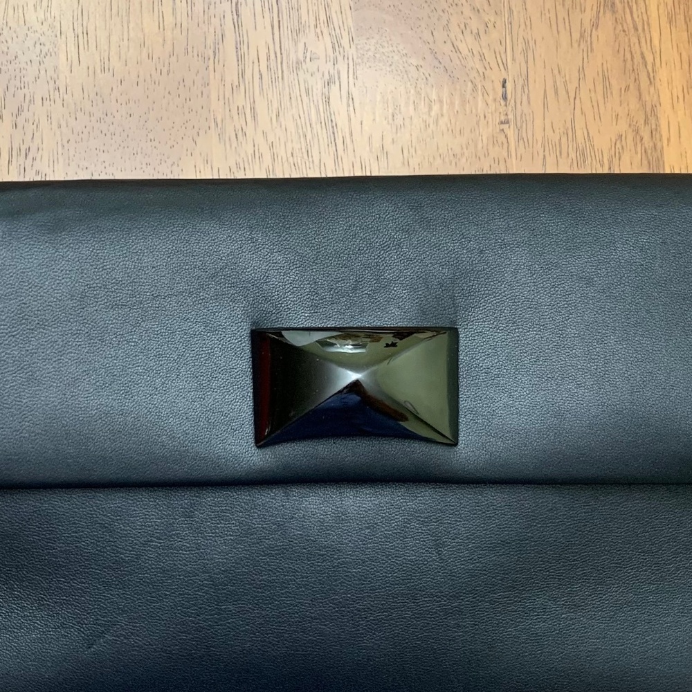 Stuart Weitzman 5050 Posh Clutch